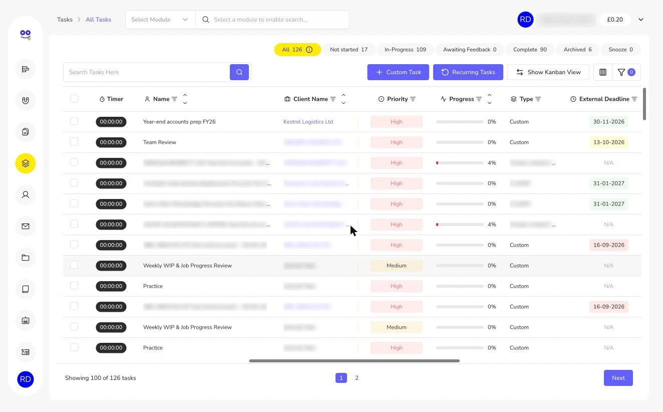 Task table with frozen name and client name columns